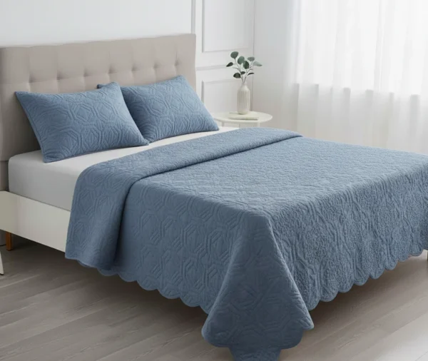 Embossed Style Plain Quilt