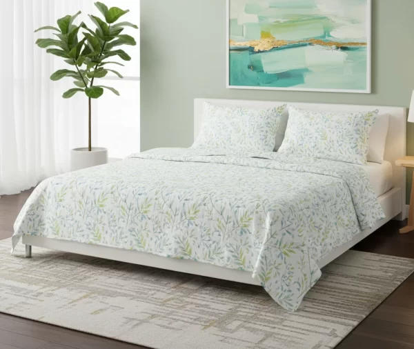 Modern Spring Leaf Design Printed Quilt